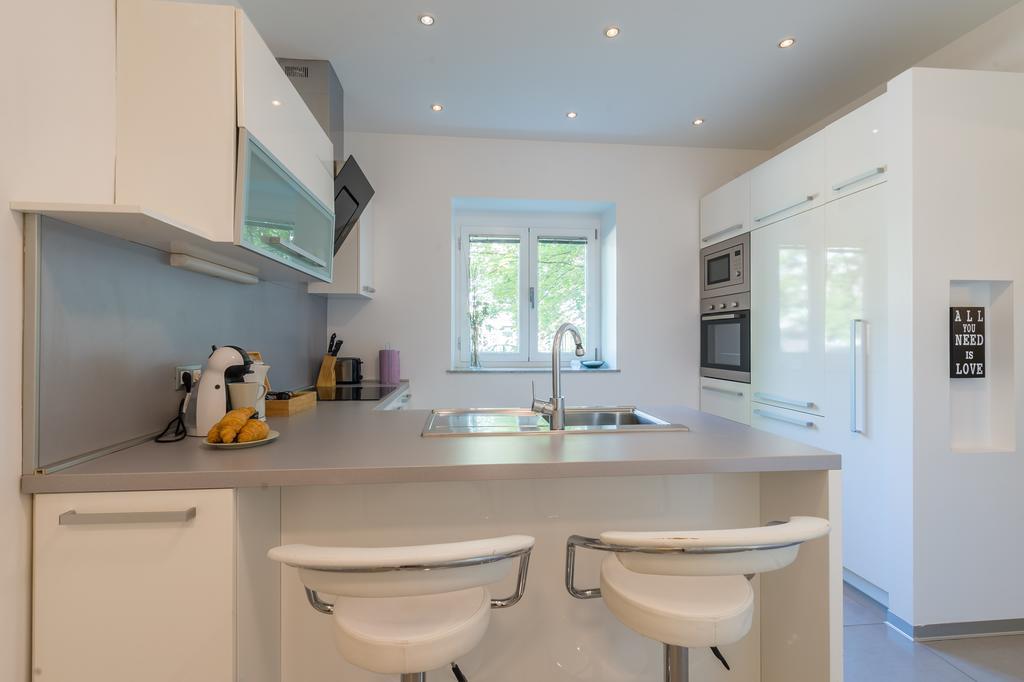 Fine Apartment Janeza Pavla ลูบลิยานา ภายนอก รูปภาพ